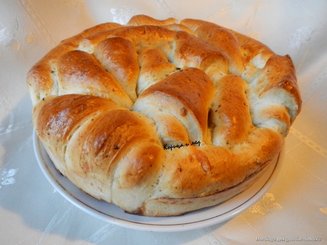 Хлеб с пармезаном и итальянскими травами
