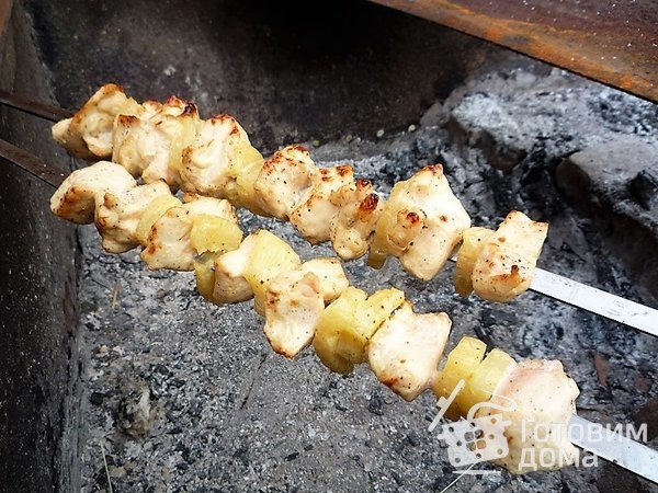 куриный шашлычок с ананасом на шпажках в духовке рецепт с фото. 11ef56c7fcded82b76c510d7dcb1bfa5 m. куриный шашлычок с ананасом на шпажках в духовке рецепт с фото фото. куриный шашлычок с ананасом на шпажках в духовке рецепт с фото-11ef56c7fcded82b76c510d7dcb1bfa5 m. картинка куриный шашлычок с ананасом на шпажках в духовке рецепт с фото. картинка 11ef56c7fcded82b76c510d7dcb1bfa5 m. Куриный шашлык на шпажках в духовке получается очень нежным и легким. Он подойдет даже тем, кто постоянно заботится о фигуре и следит за своим питанием. Поэтому мы собрали 12 аппетитных рецептов с разными маринадами и добавками!