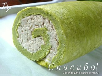 "Зелёный" рулет из брокколи с курицей