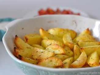 Картофель, запеченный с тимьяном