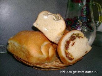 Хлеб с брынзой и зеленью