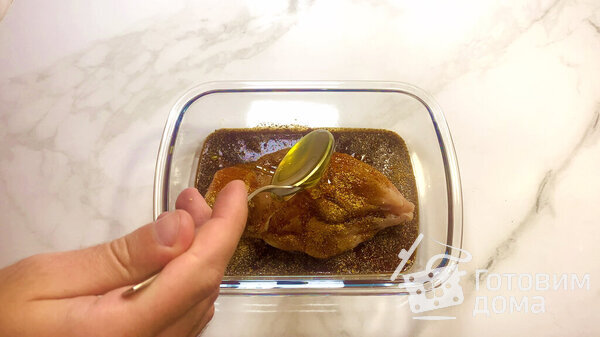 Салат с рукколой, камамбером и медовой курицей фото к рецепту 2