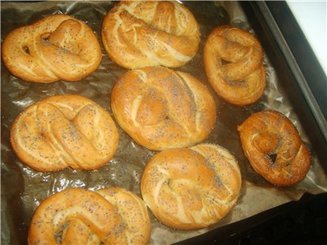 Брецели (Laugenbrezeln)