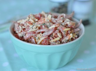 Салат Колбасофф с помидорами и сыром