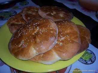 Лепешки с брынзой и перцем