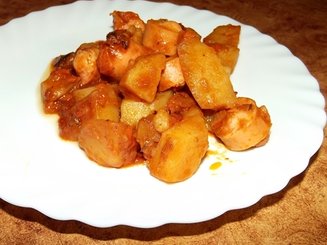 Рагу с картофелем и сосисками