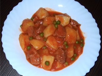 Мясное рагу, которое готовится само по себе