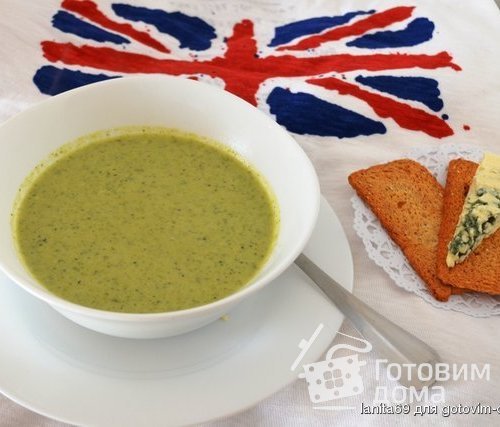 Куриный суп с Стилтон (Chicken soup with broccoli and Stilton)