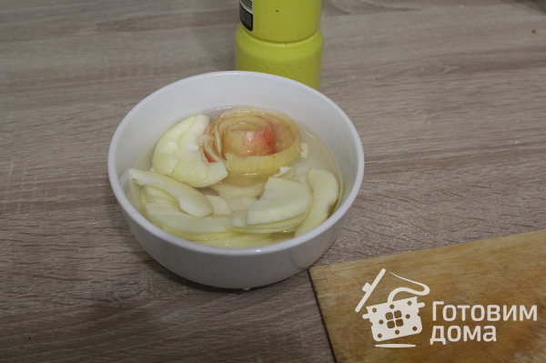 Свекольный салат с яблоком и хреном фото к рецепту 4