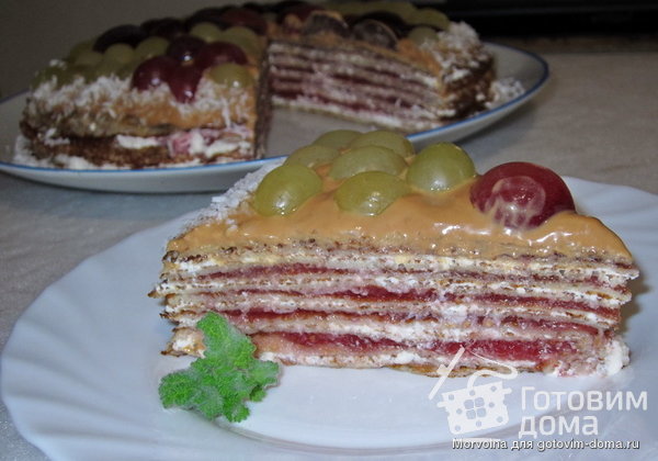 Блинный торт творожно-ягодный фото к рецепту 9