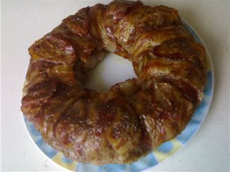Рулет мясной "Праздничное кольцо"