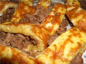Рулет сырный с мясным фаршем