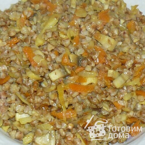 Гречка с грибами и овощами.