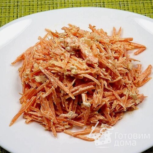 Салат из свежей моркови