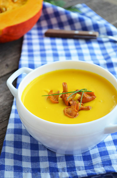 Тыквенный крем-суп с лисичками фото к рецепту 4