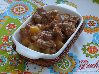 Мясное рагу, которое готовится само по себе