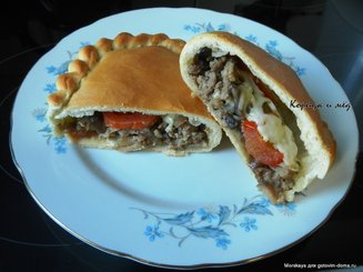 Итальянская пицца Кальцоне
