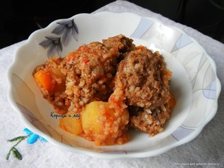 Юварлакя коккинисто (тефтели в соусе)