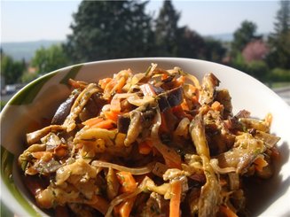 Салат из баклажана и морковки