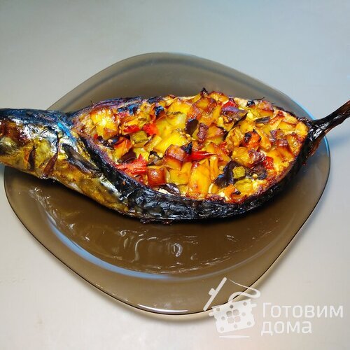 Скумбрия с овощами в духовке