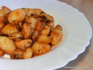 Gnocchi di patate alle cozze - Картофельные ньокки с мидиями