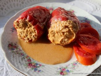 Перцы, фаршированные капустой с фаршем