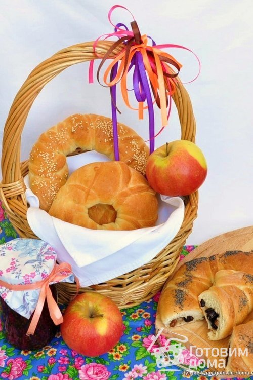 Калачи с изюмом  &quot;Омские&quot;