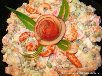 Оливье с раковыми шейками