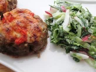 "Гнёздышки" с сыром и помидорами