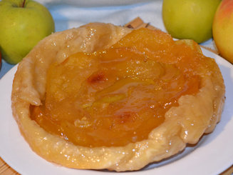 Милопита (яблочный пирог)