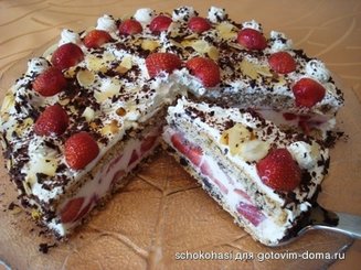 Торт клубничный с маскарпоне