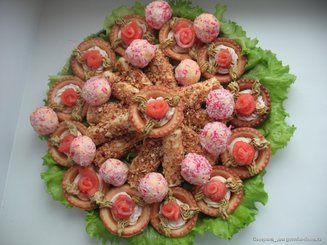 Закусочные корзиночки с "розами"