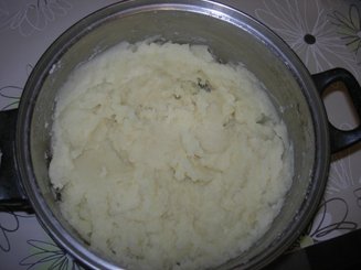 Картофельное пюре с оливковым маслом и мускатным орехом