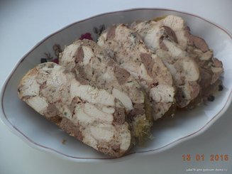 Куриная ветчина с сердечками
