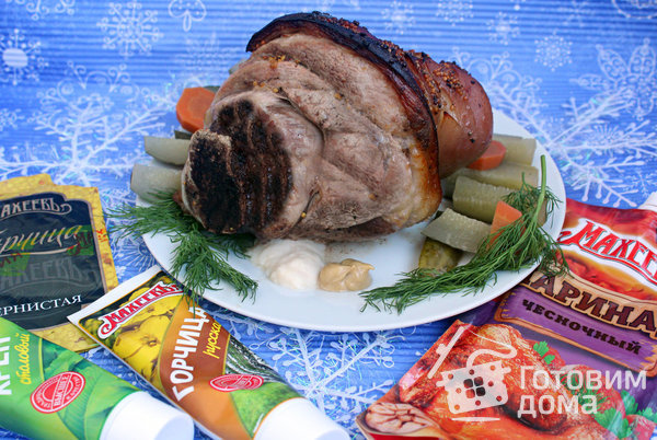 Запеченная свиная рулька в чесночном маринаде с зернистой горчицей фото к рецепту 8