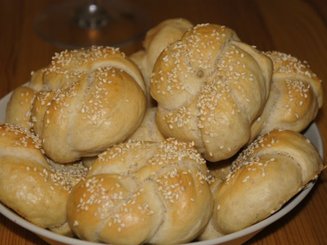 Немецкие булочки с секретом (Laugenbrötchen)