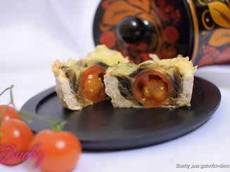 Мясные маффины из куриного филе, грибов и сыра моцарелла