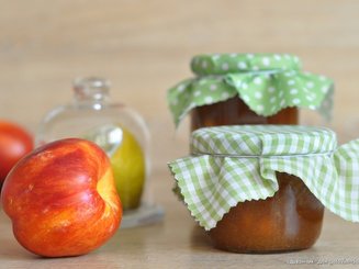 Конфитюр из нектаринов с розмарином