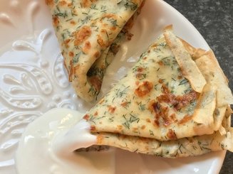 Сырные блины с укропом
