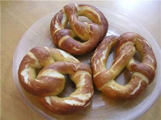 Брецели (Laugenbrezeln)