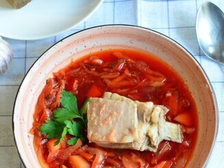 Борщ на ребрышках