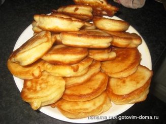 Пышные оладушки на дрожжах