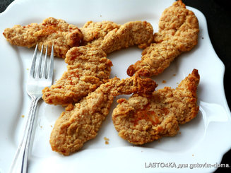 Куриные палочки хрустящие с соусом