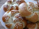 Немецкие булочки с секретом (Laugenbrötchen) от Маруся2010 Немецкие булочки с секретом (Laugenbrötchen) от Маруся2010