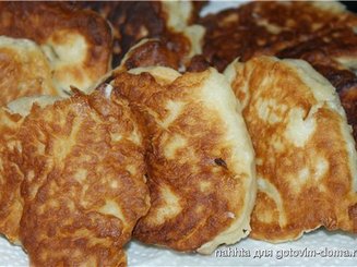 Пышные оладушки на дрожжах