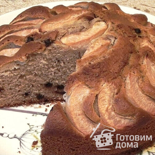 Пирог-кекс с грушами и шоколадом