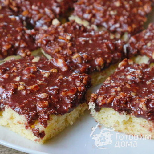 Пирог с орехами и сгущенным молоком