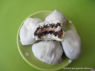 Курага с кешью в шоколаде