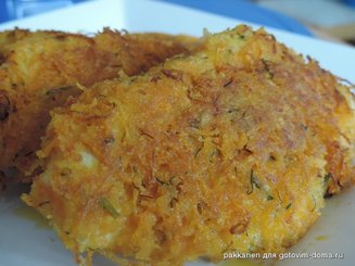 Куриные отбивные в морковной панировке