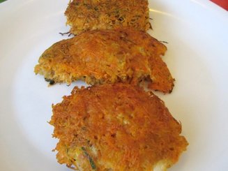 Куриные отбивные в морковной панировке